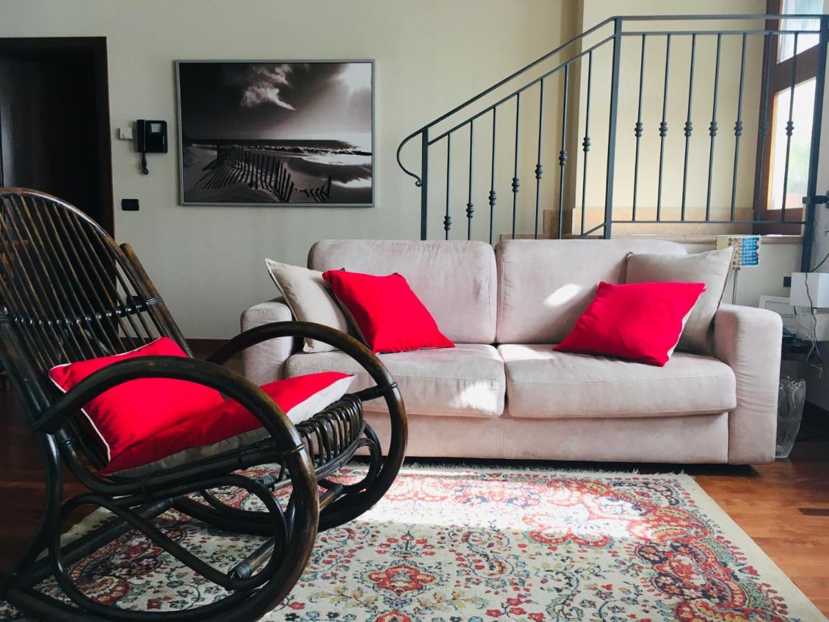 شقة Casa Elisabetta بسكييرا ديل غاردا المظهر الخارجي الصورة